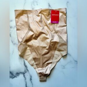 Spanx High-Waisted Thong Shapewear - Soft Sand, Size M, NWT